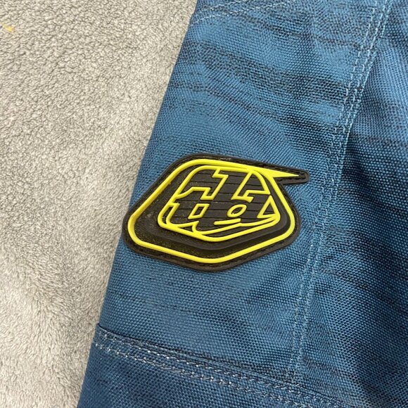 Troy Lee Designs Downhill MTB Moto Cycling Shorts Mens Size 30 Blue White Yellow - Picture 3 of 14